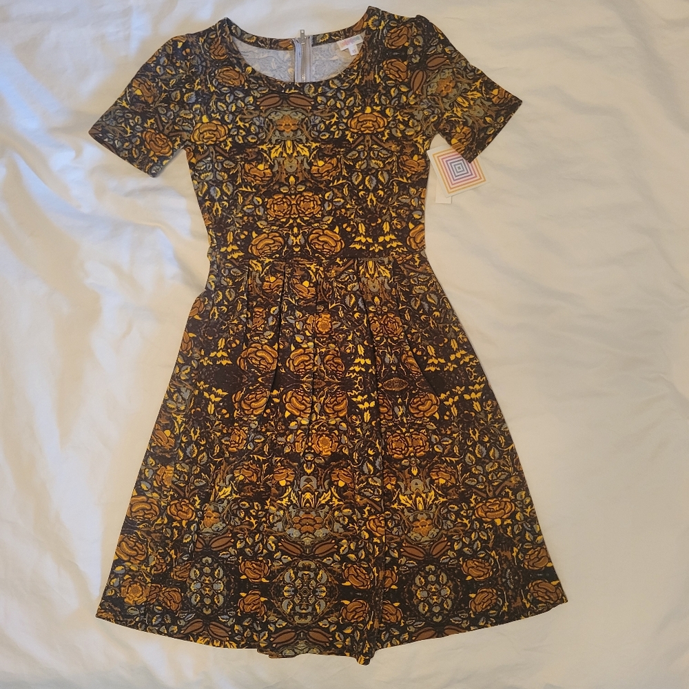 NWT LuLaRoe Amelia Rare Autumn Dress